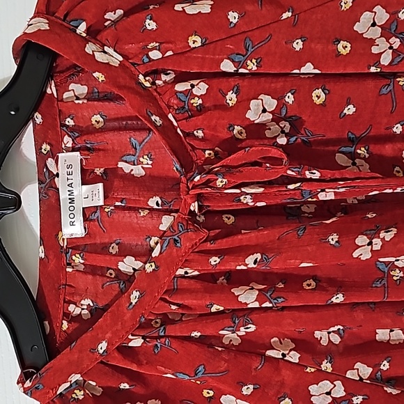 Long sleeve womens blouse - Picture 3 of 7